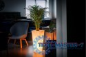 Designerska donica MONUMO VASO biała z oświetleniem MONUMO
