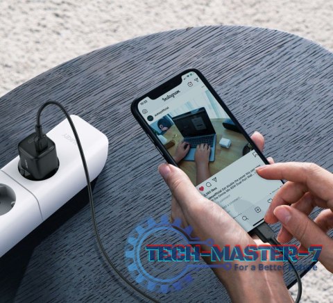 PA-B1 Black Omnia Mini Ładowarka sieciowa 1xUSB-C Power Delivery 20W 3A PA-B1 Black Omnia Mini Ładowarka sieciowa 1xUSB-C Power Delivery 20W 3A