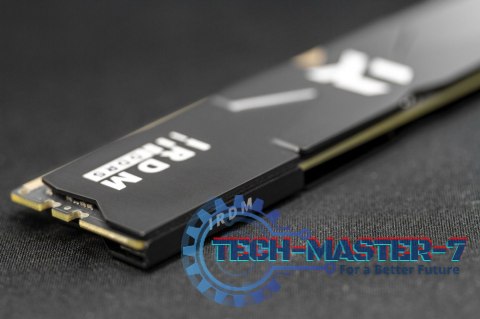 Pamięć DDR5 IRDM 32GB(2*16GB)/6400 CL32 czarna Pamięć DDR5 IRDM 32GB(2*16GB)/6400 CL32 czarna