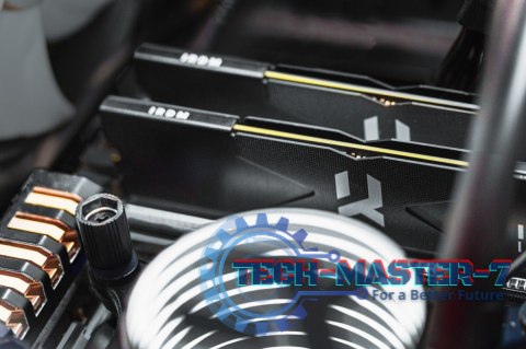 Pamięć DDR5 IRDM 32GB(2*16GB)/6400 CL32 czarna Pamięć DDR5 IRDM 32GB(2*16GB)/6400 CL32 czarna